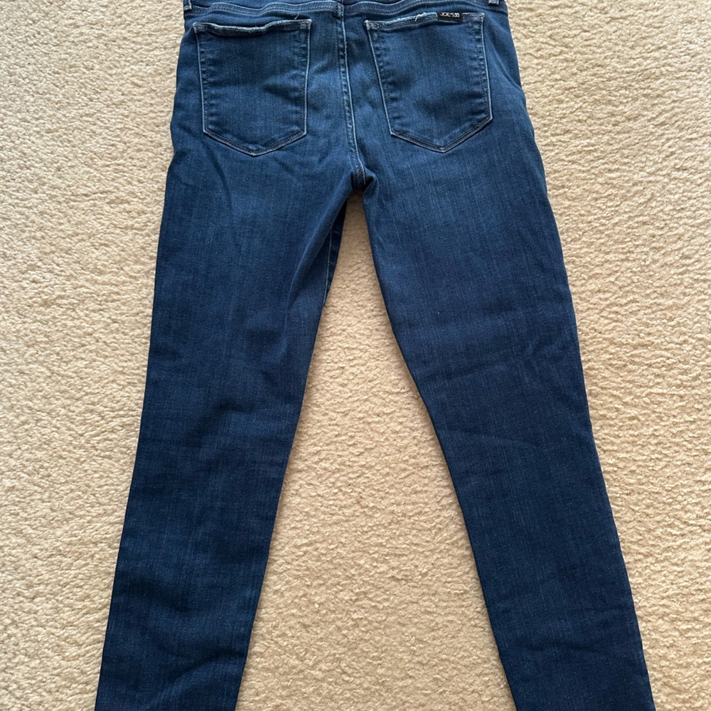 Size 28 Joe Jeans. Dark denim